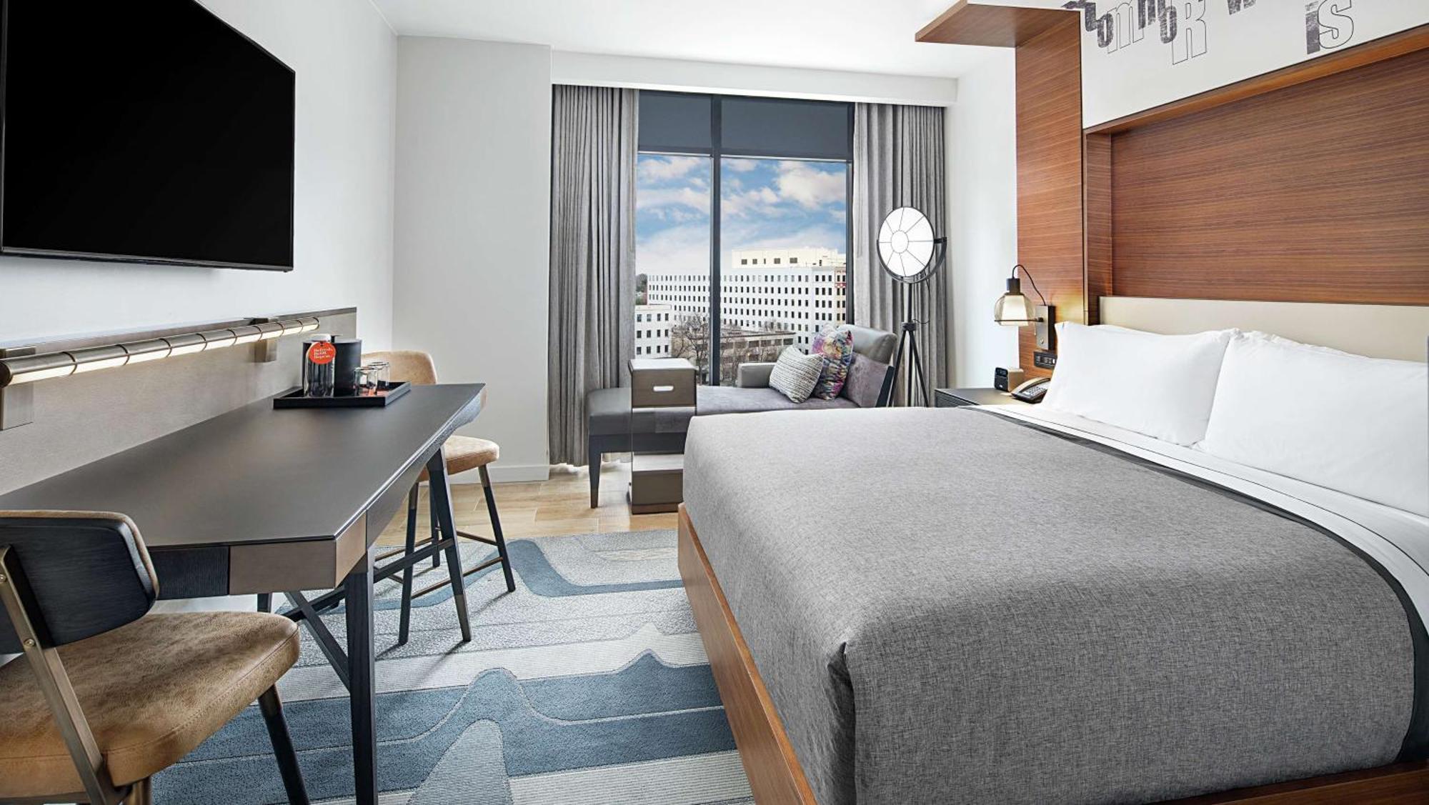Canopy By Hilton Midtown 4*